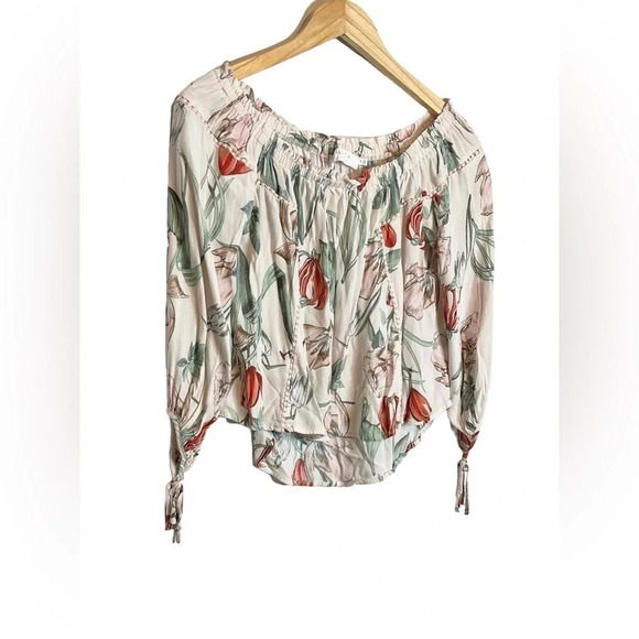 NWOT Revolve ASTR The Label Chavelle Top Medium Off The Shoulder Floral Cropped - Picture 4 of 8